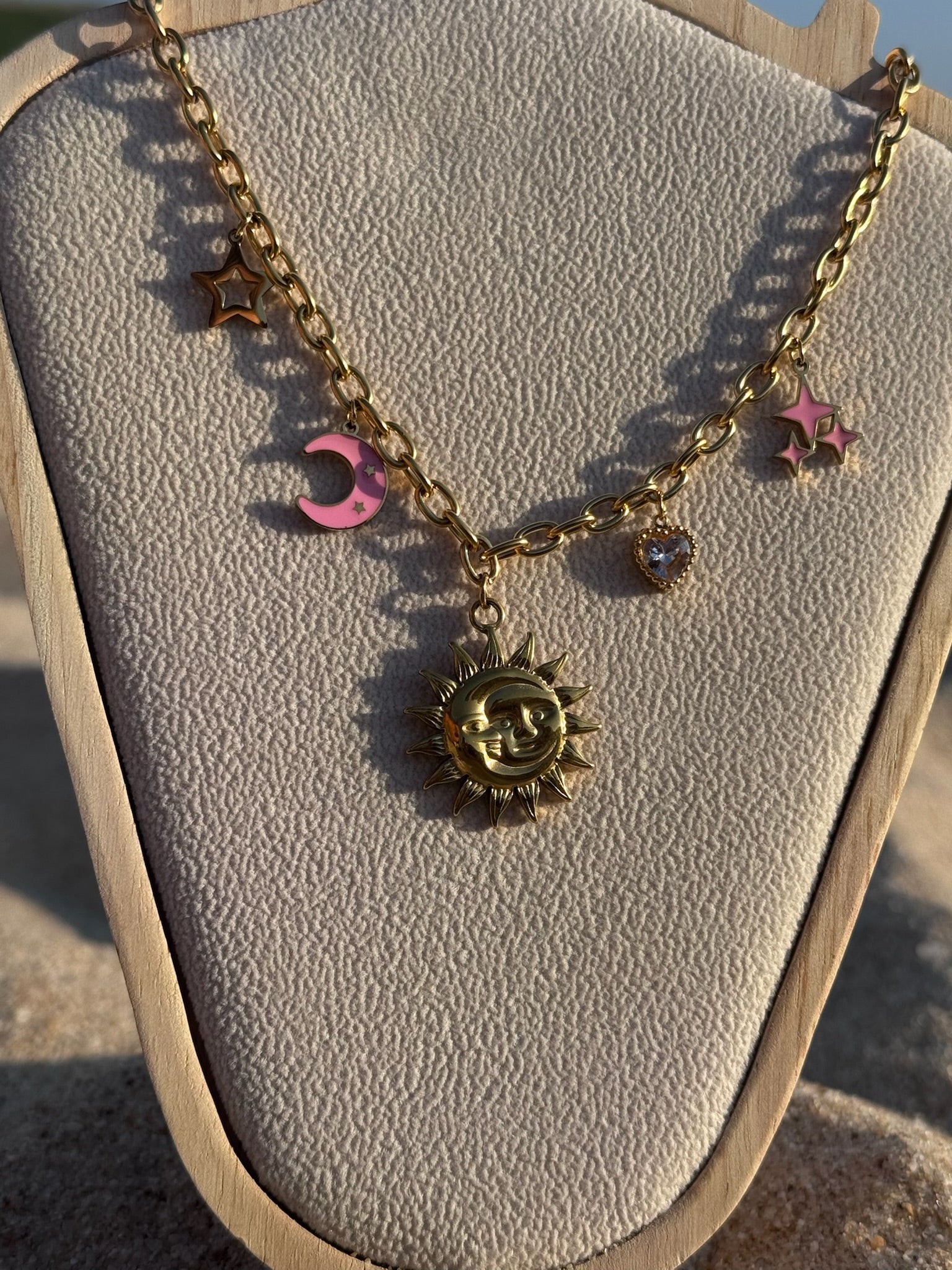 Colar Sol D'OURO CHECK