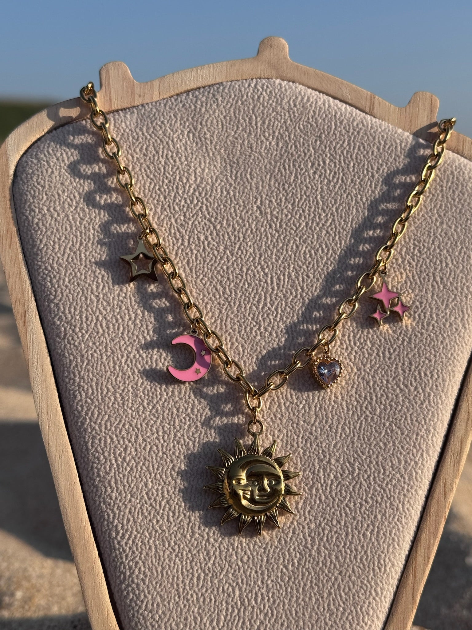 Colar Sol D'OURO CHECK