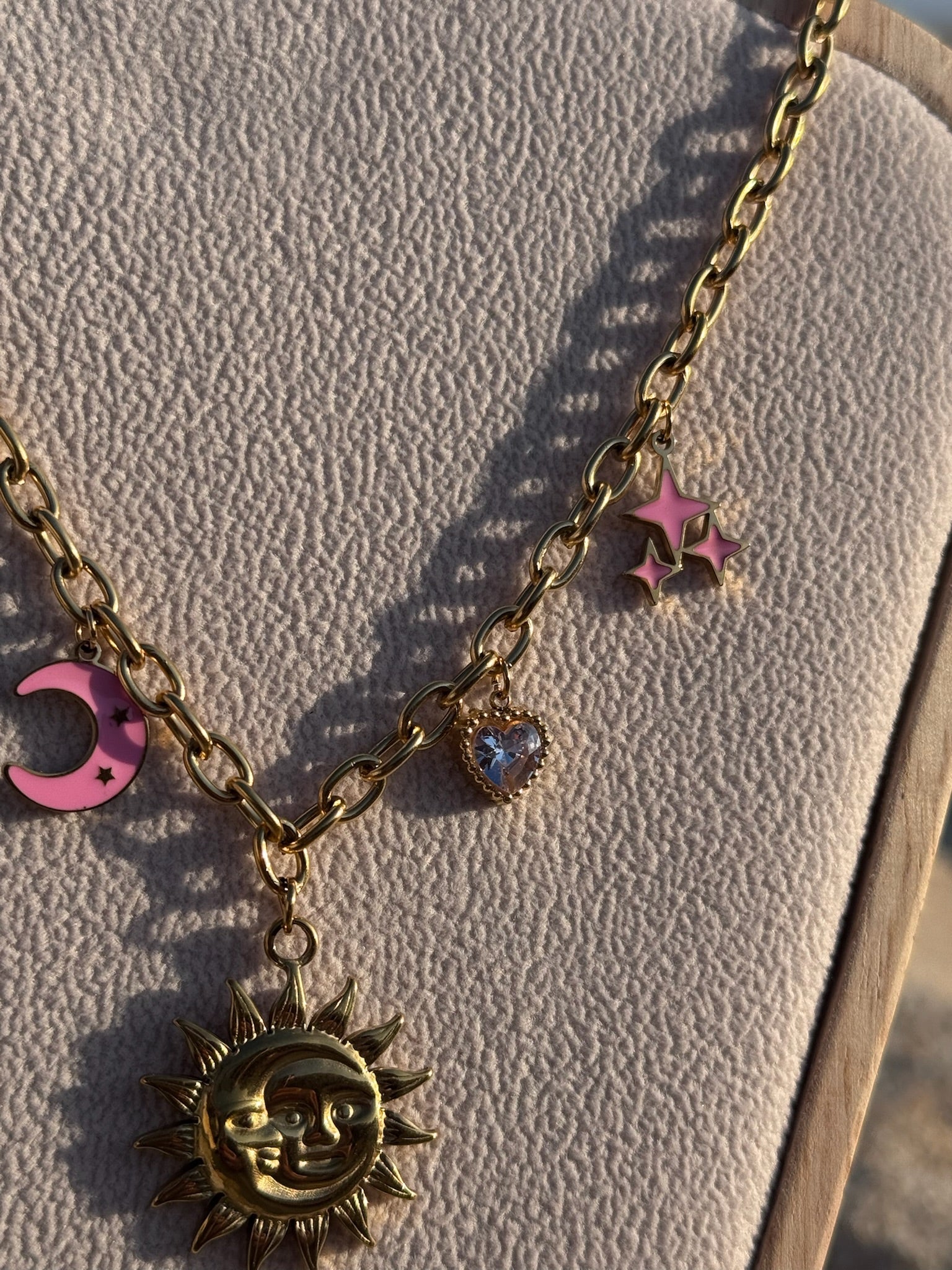 Colar Sol D'OURO CHECK