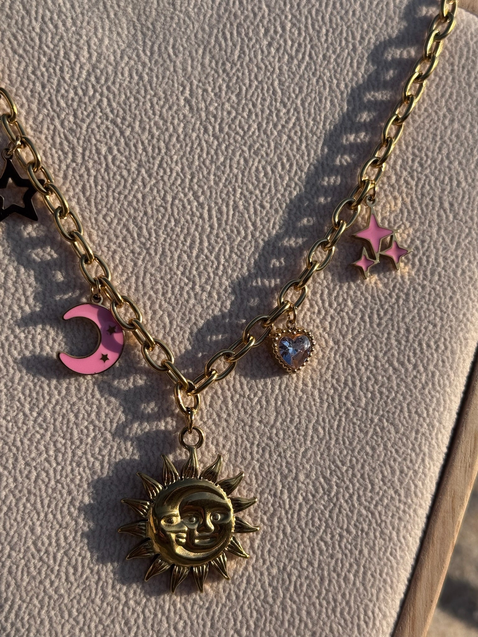 Colar Sol D'OURO CHECK