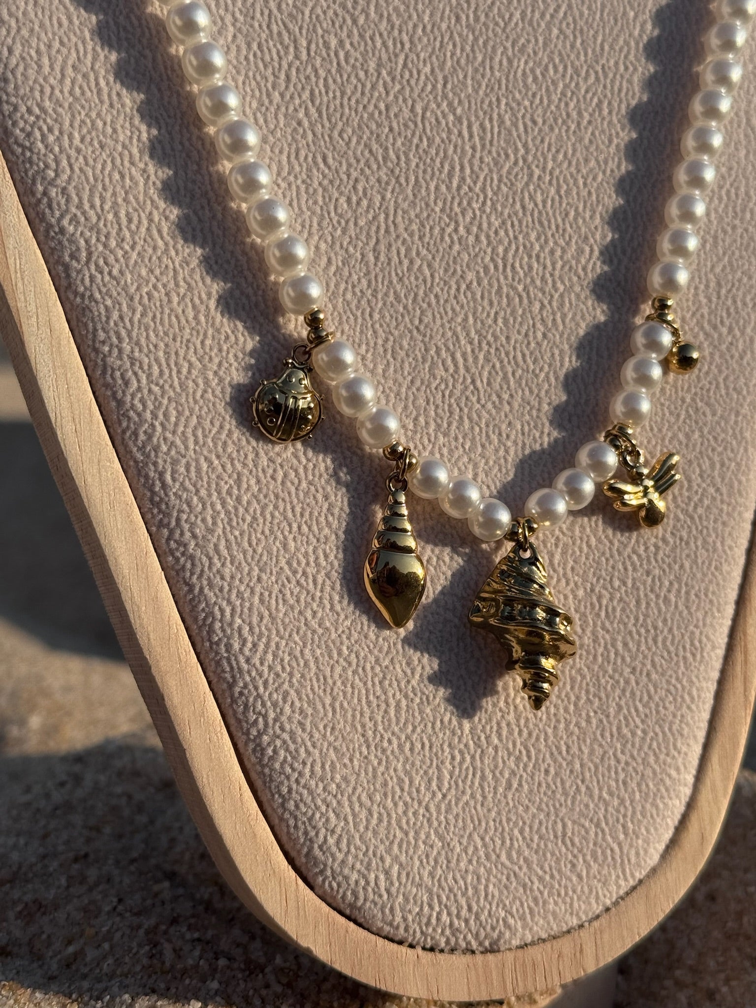 Colar Mar de Perolas CHECK