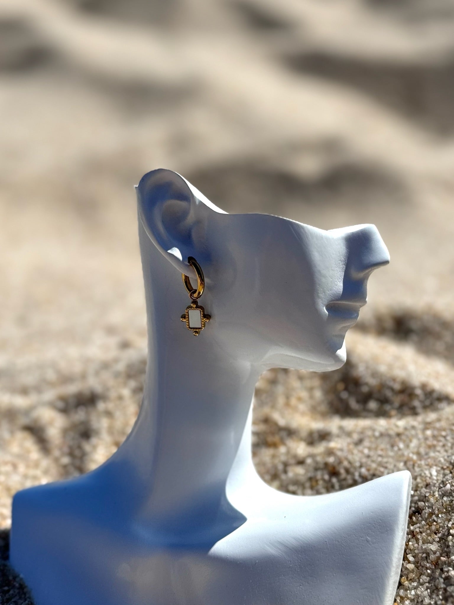 Brincos Celestia Dourados CHECK