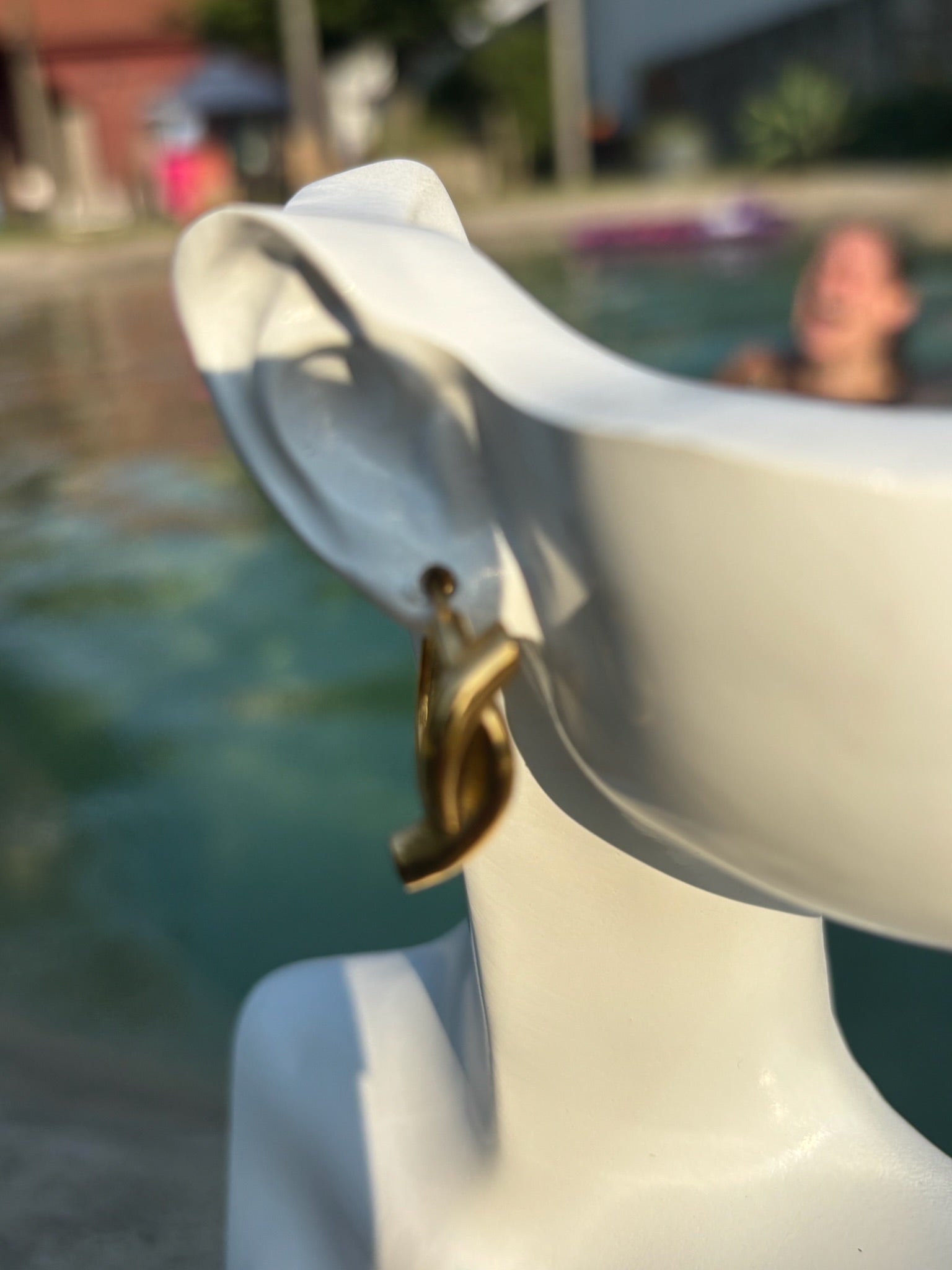 Brincos Tranca Dourados CHECK