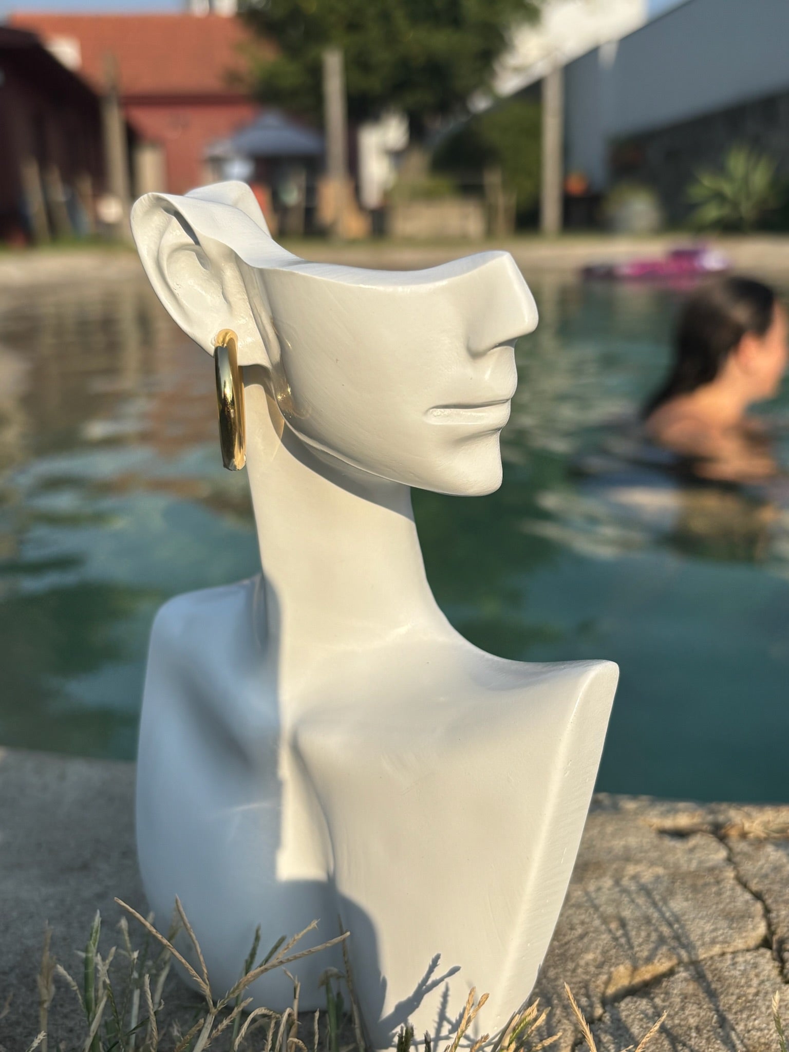 Brincos Simple Dourados CHECK