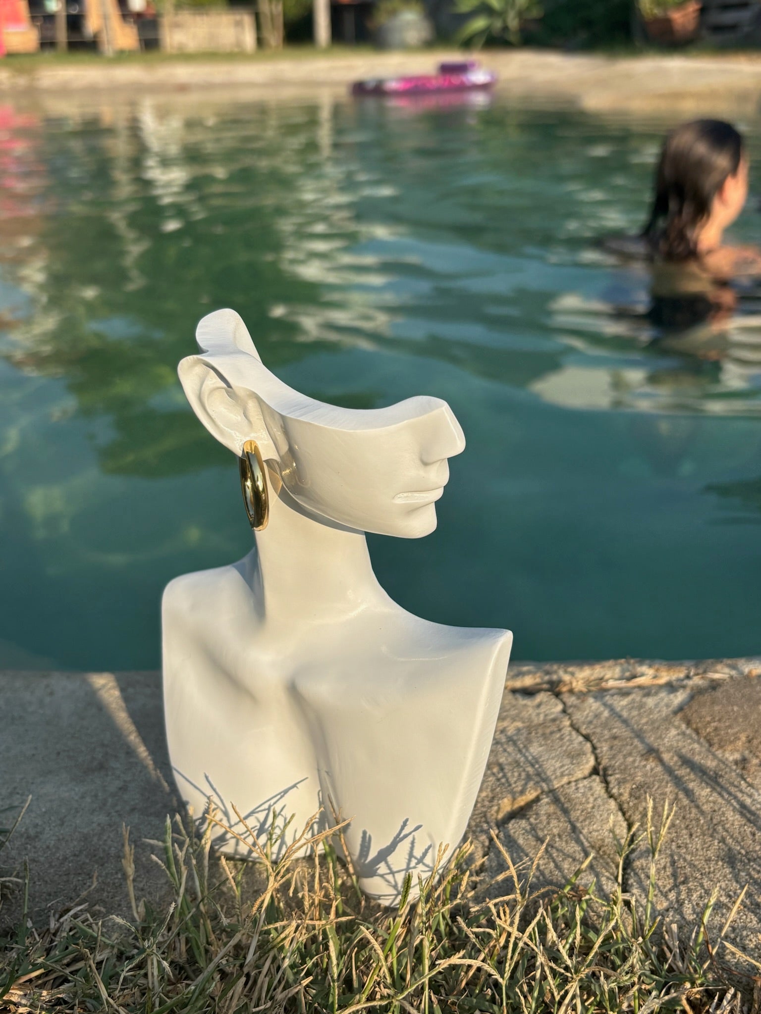 Brincos Simple Dourados CHECK