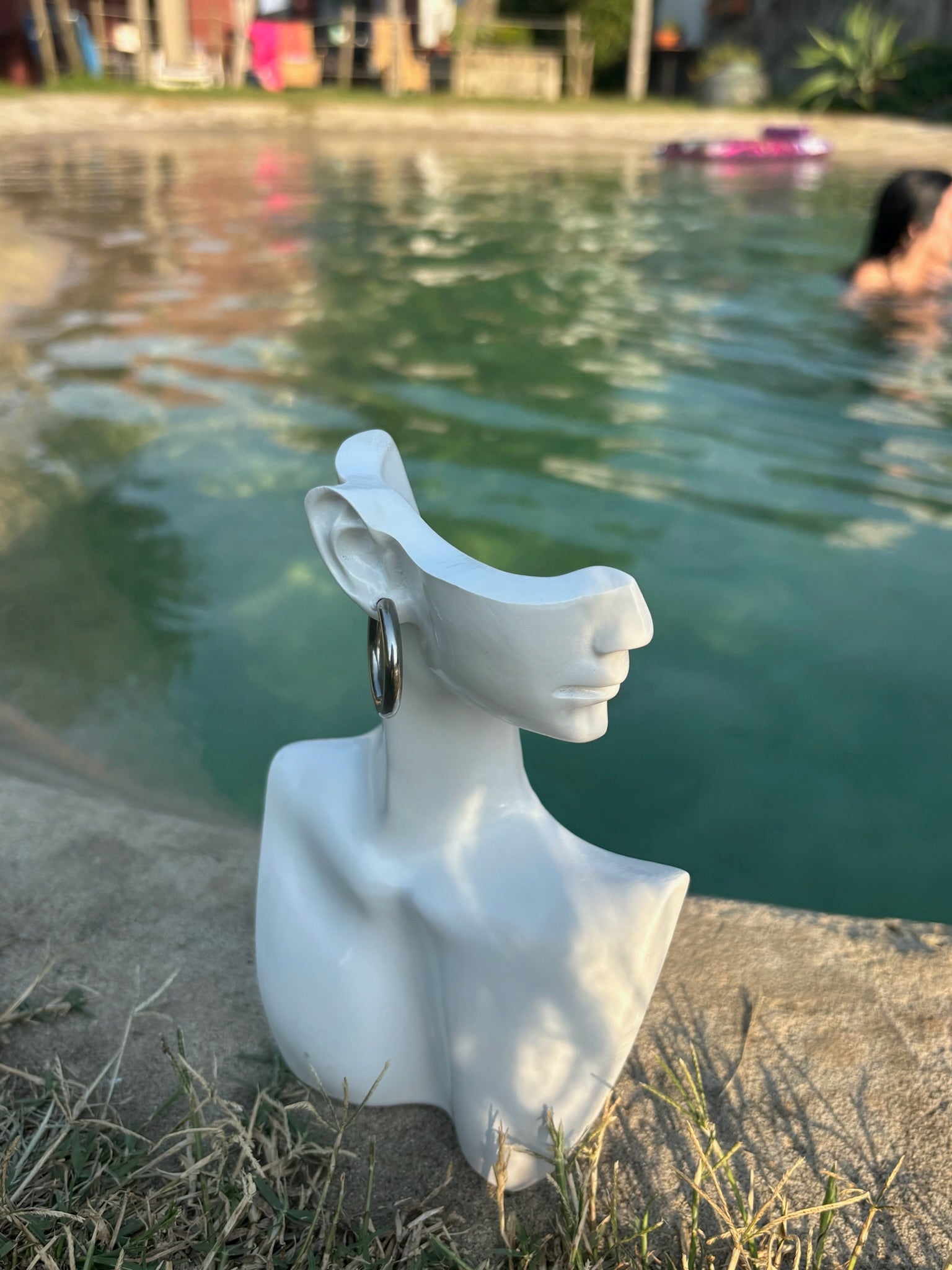 Brincos Simple Prateado CHECK