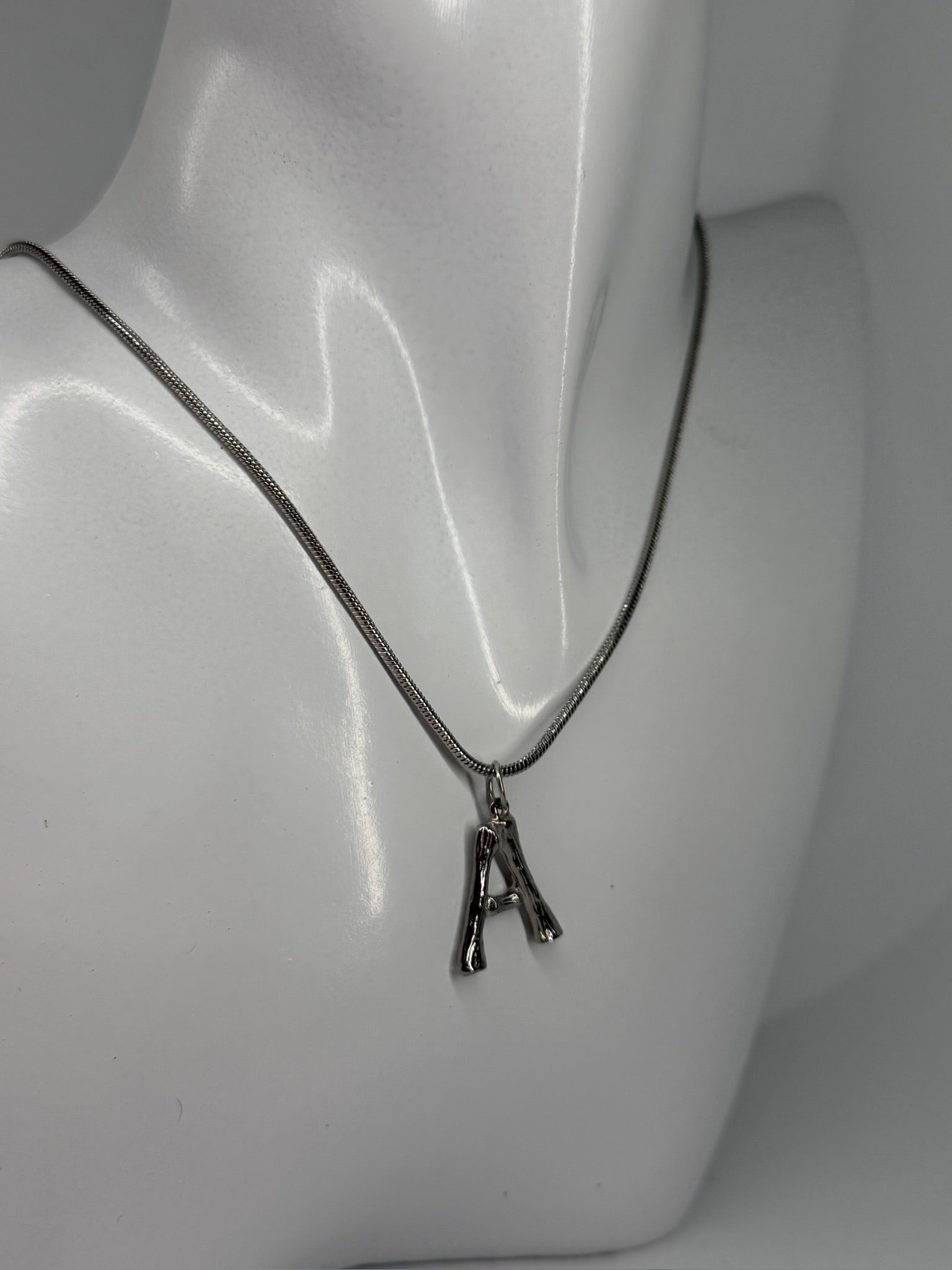 Colar letra A Zaia Jewelry