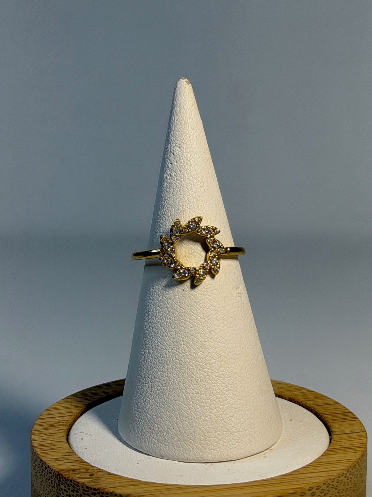 Anel Cira Dourado Zaia Jewelry