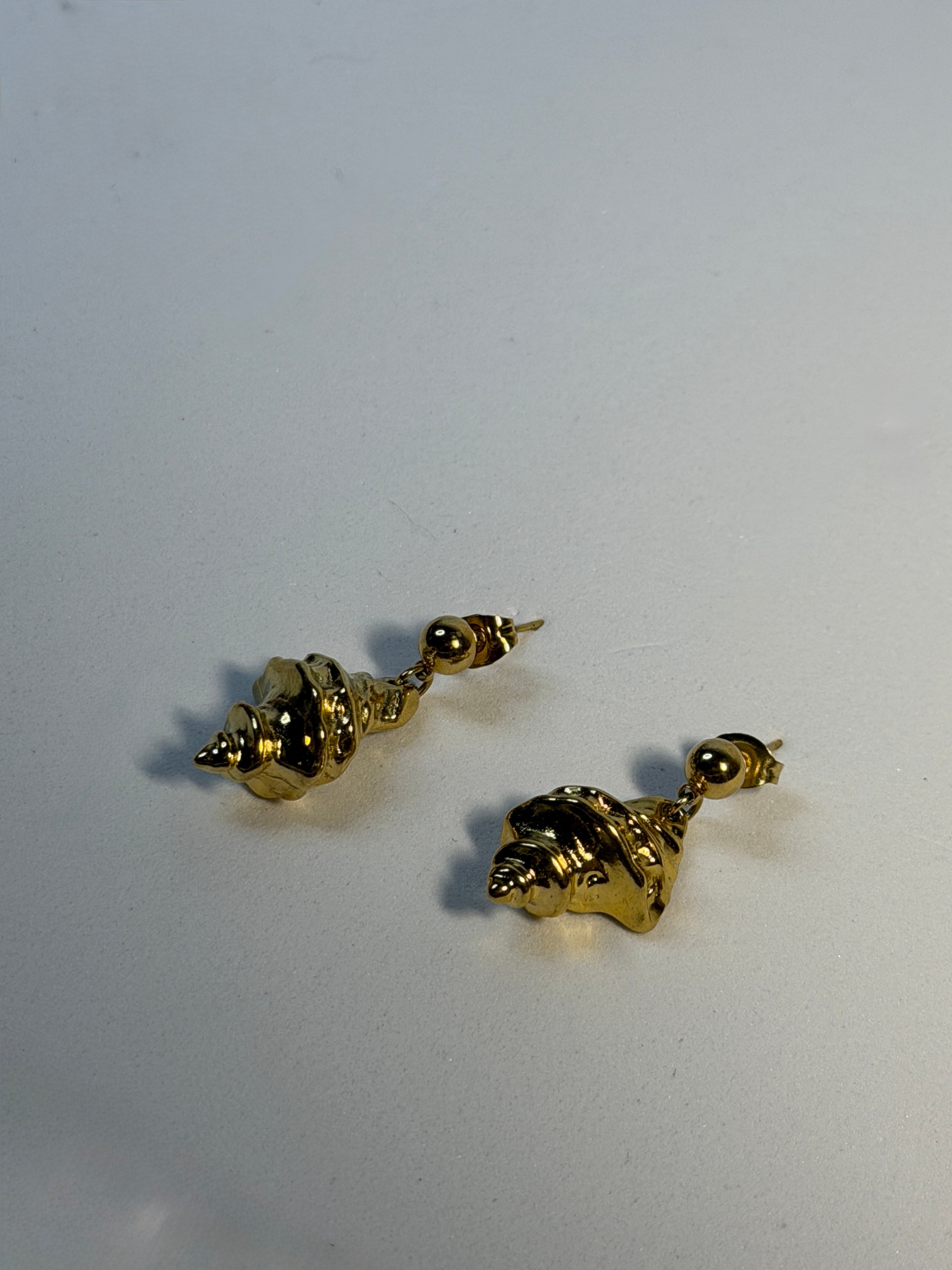 Brincos Buzios ZAIA