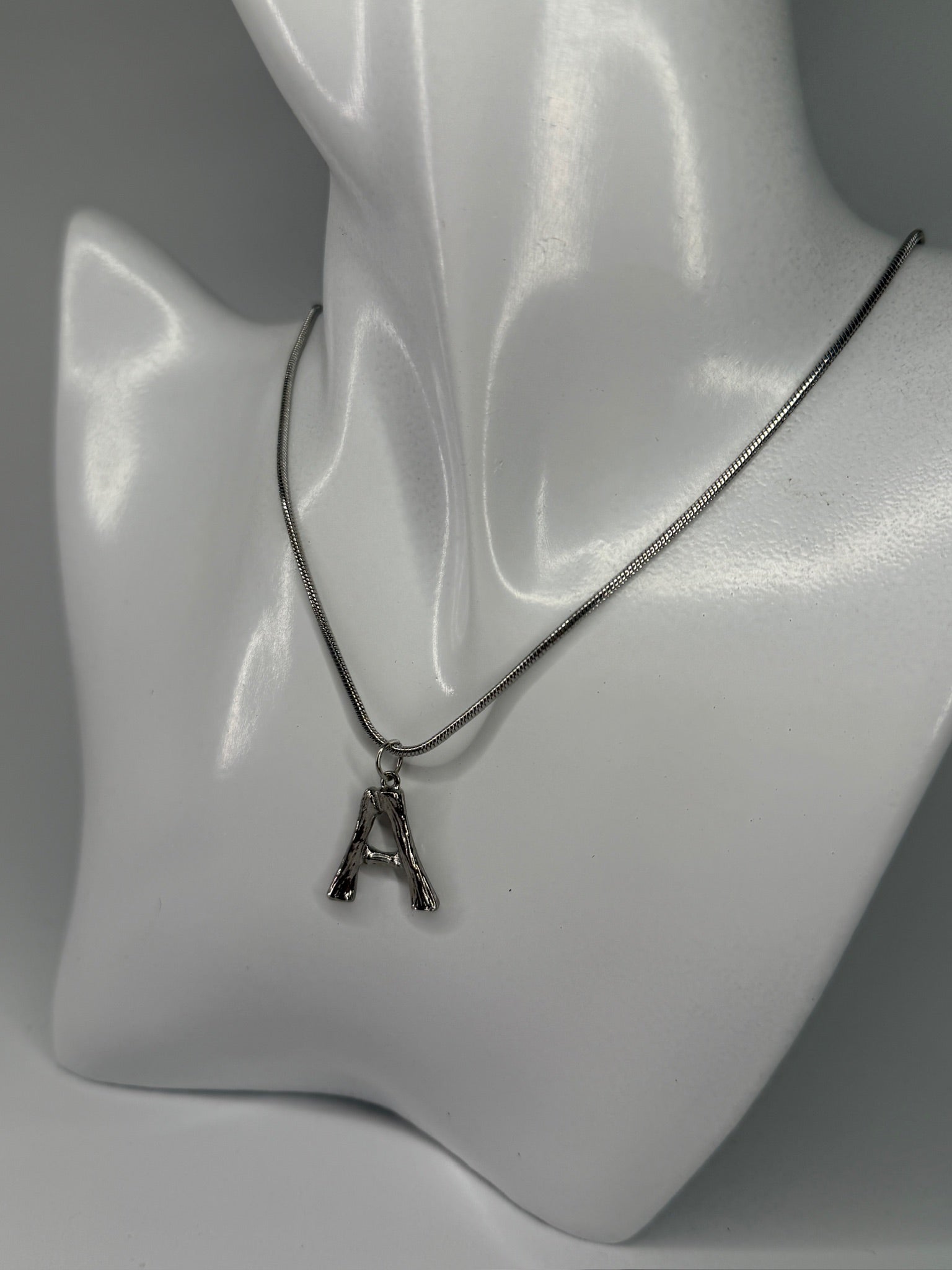 Colar letra A Zaia Jewelry