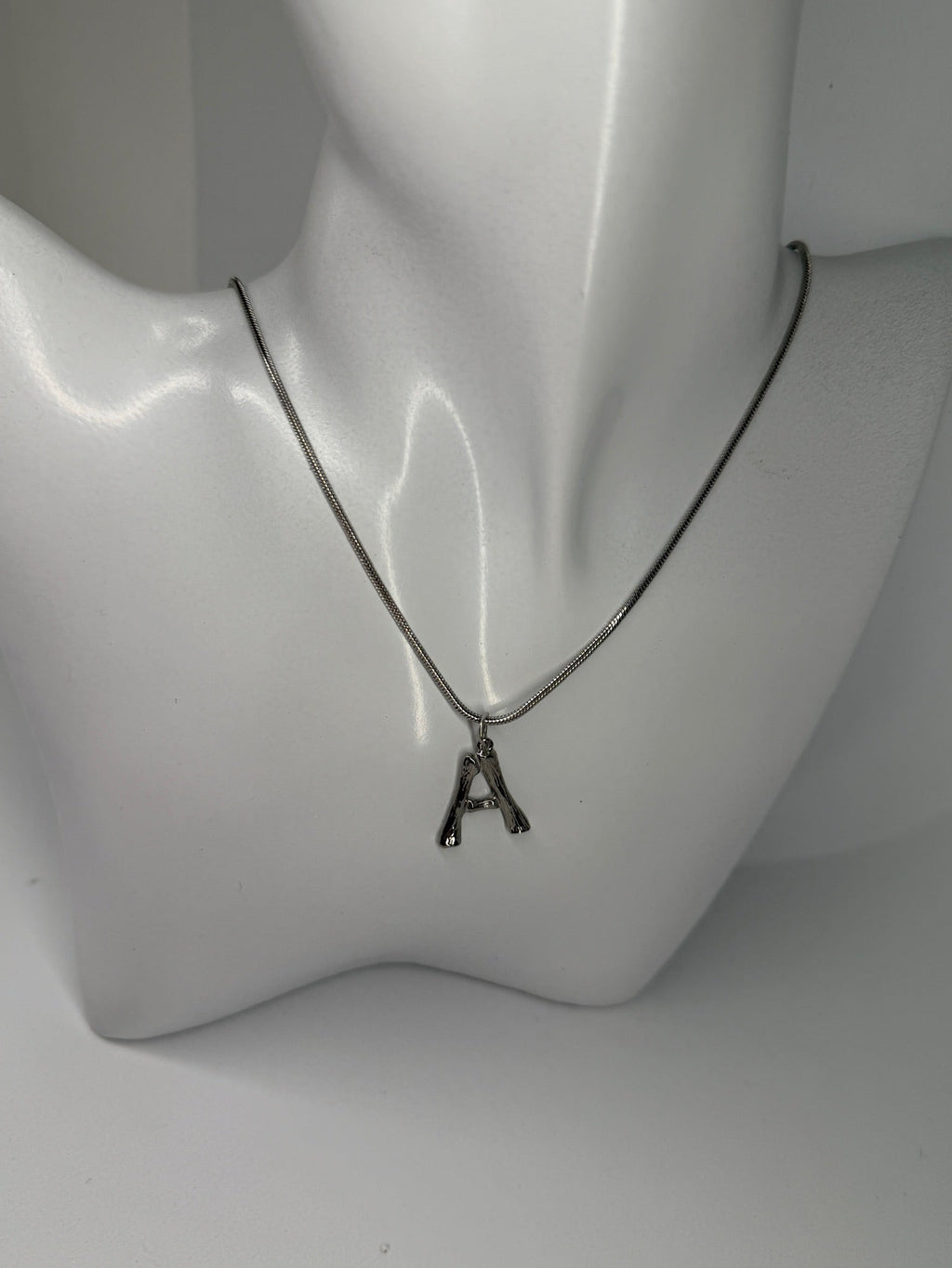 Colar letra A Zaia Jewelry