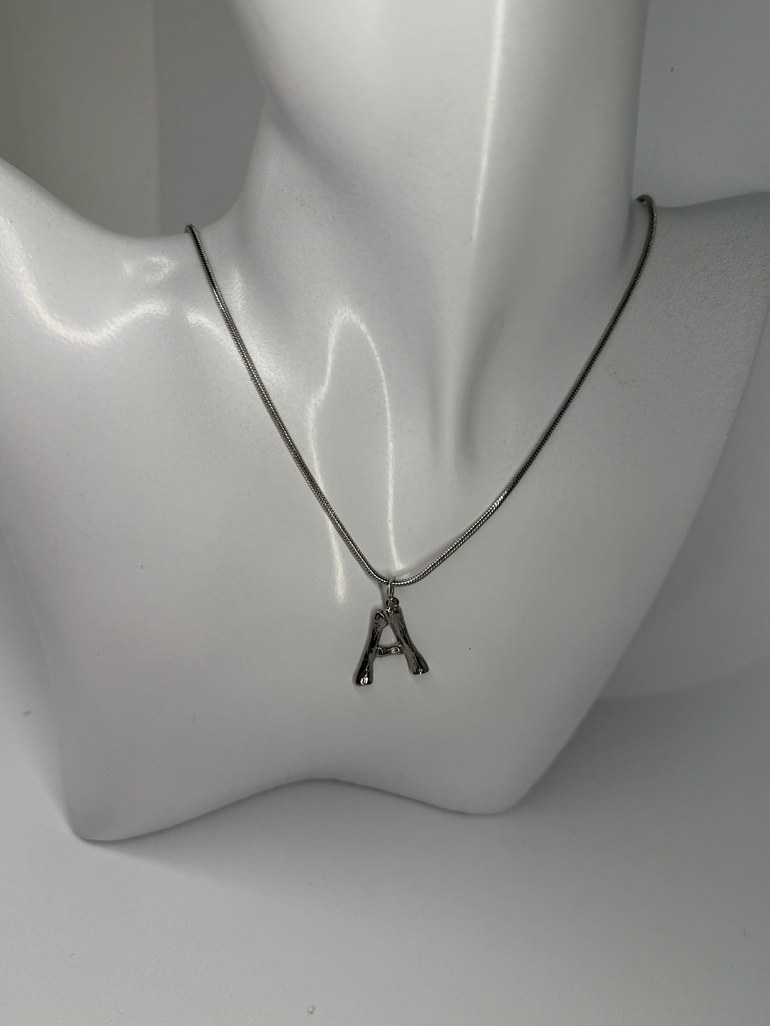 Colar letra A Zaia Jewelry
