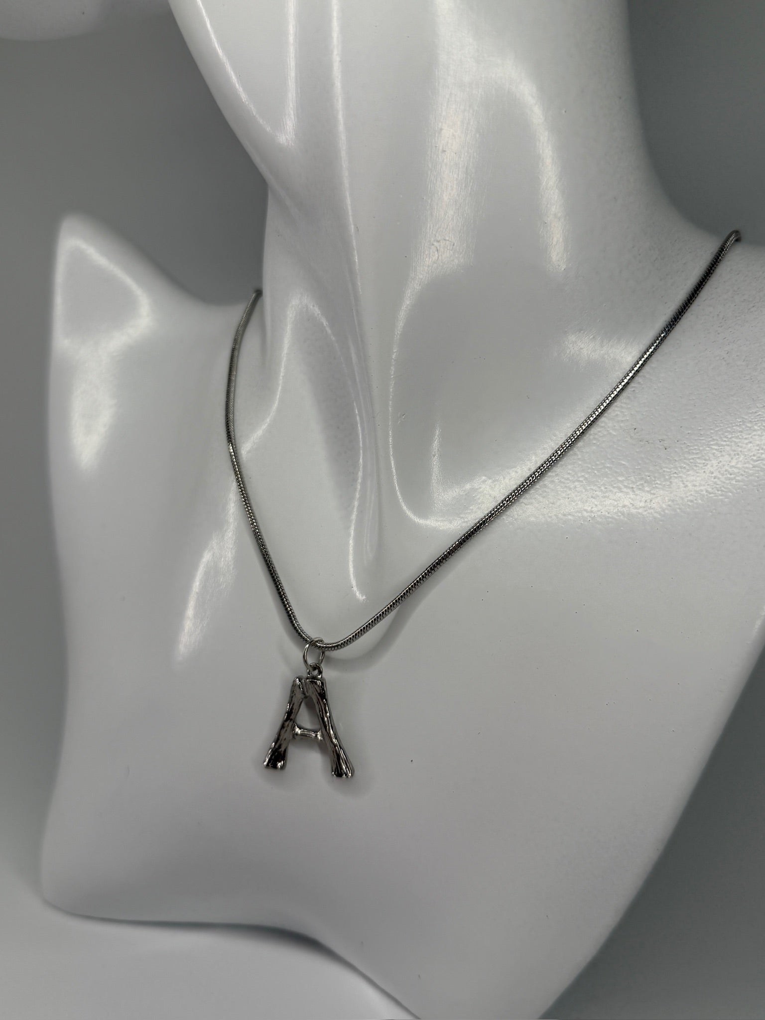 Colar letra A Zaia Jewelry