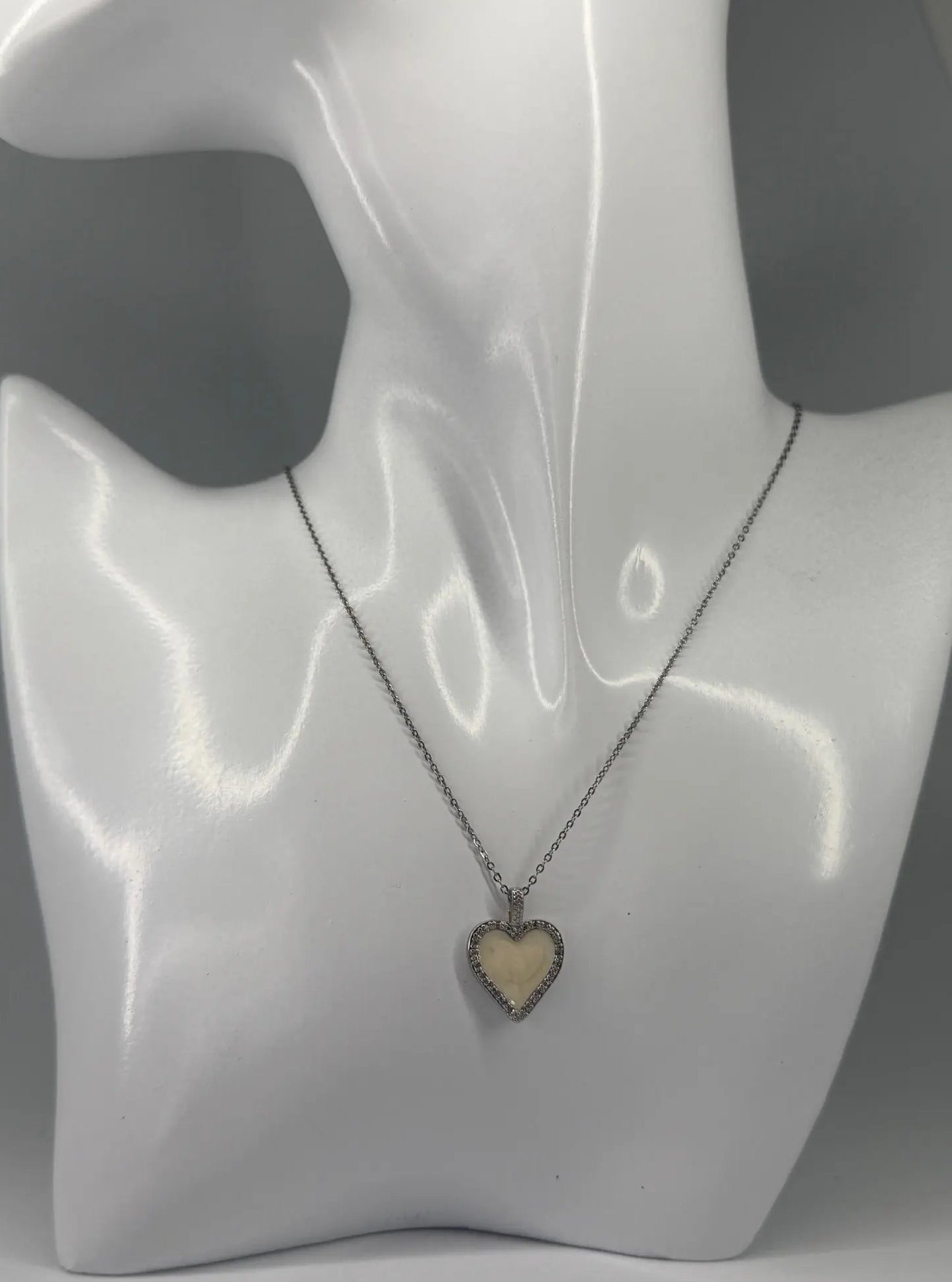 Colar Coração Branco Zaia Jewelry