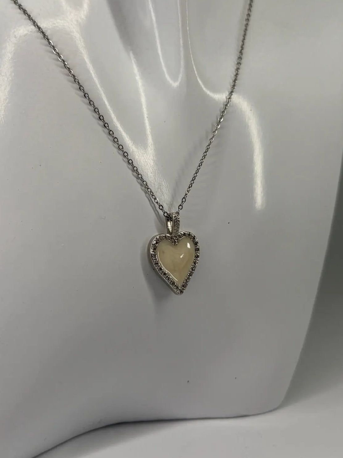 Colar Coração Branco Zaia Jewelry
