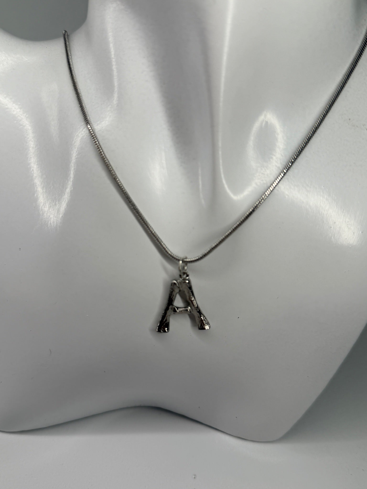 Colar letra A Zaia Jewelry