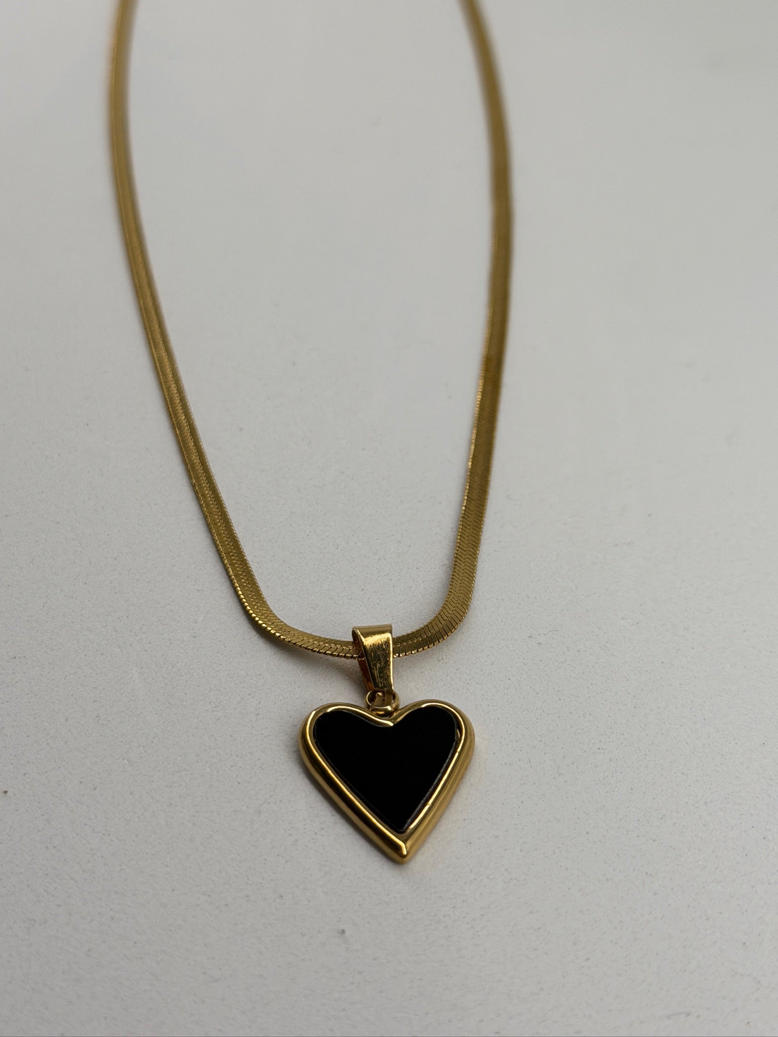 Colar Coração Preto Zaia Jewelry