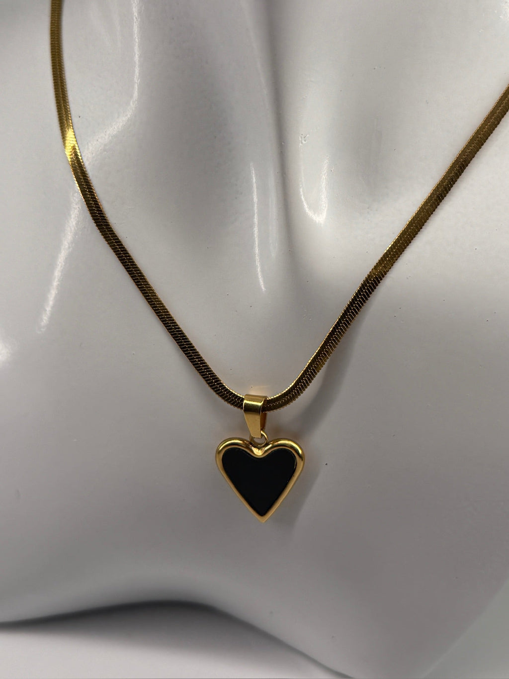 Colar Coração Preto Zaia Jewelry