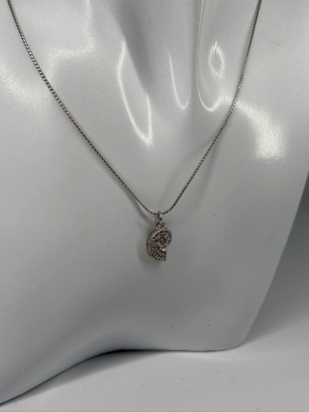 Colar Concha com Brilhos Zaia Jewelry