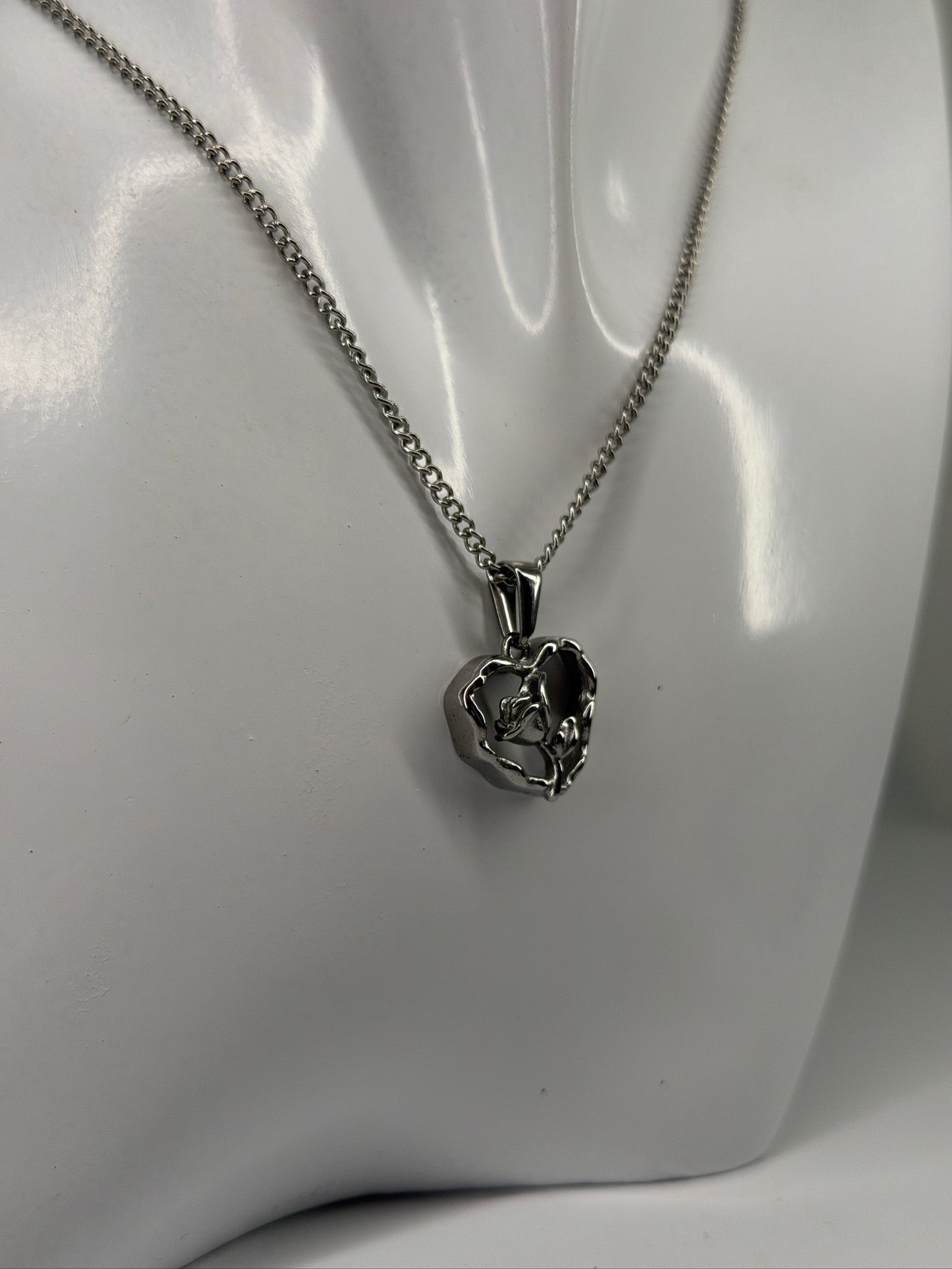 Colar Rosa Prateado Zaia Jewelry