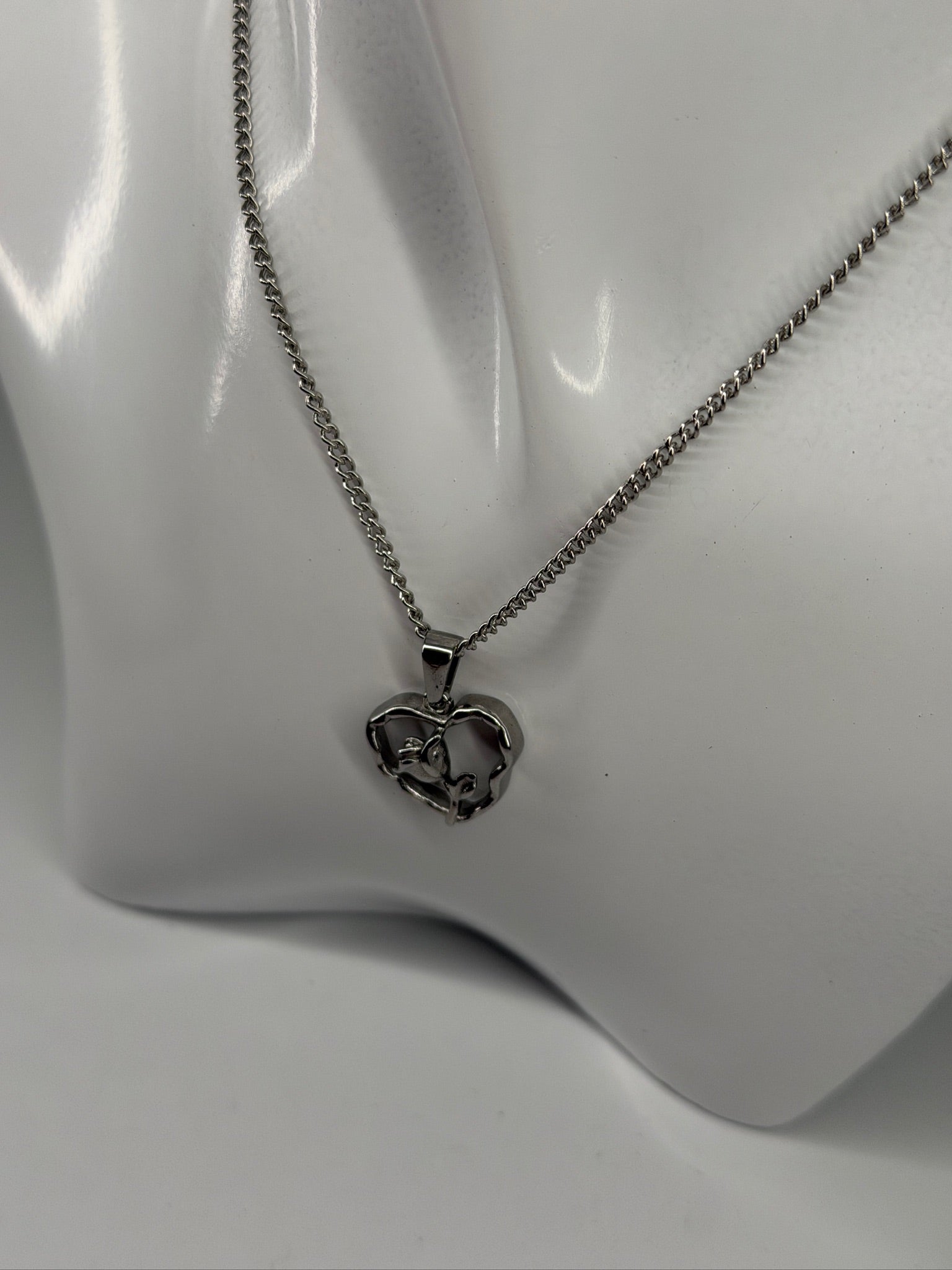 Colar Rosa Prateado Zaia Jewelry